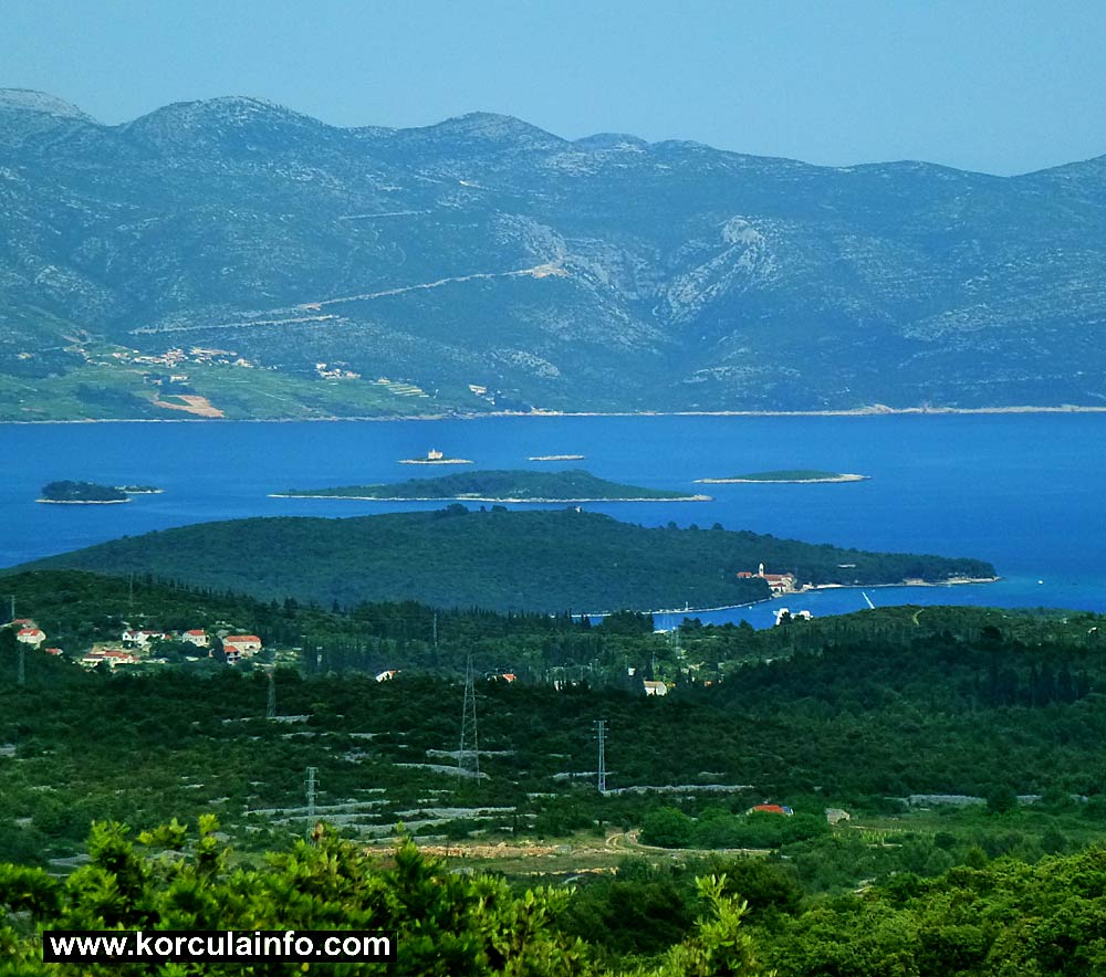 Views over Badija and Skoji (photo taken with a telephoto lens)