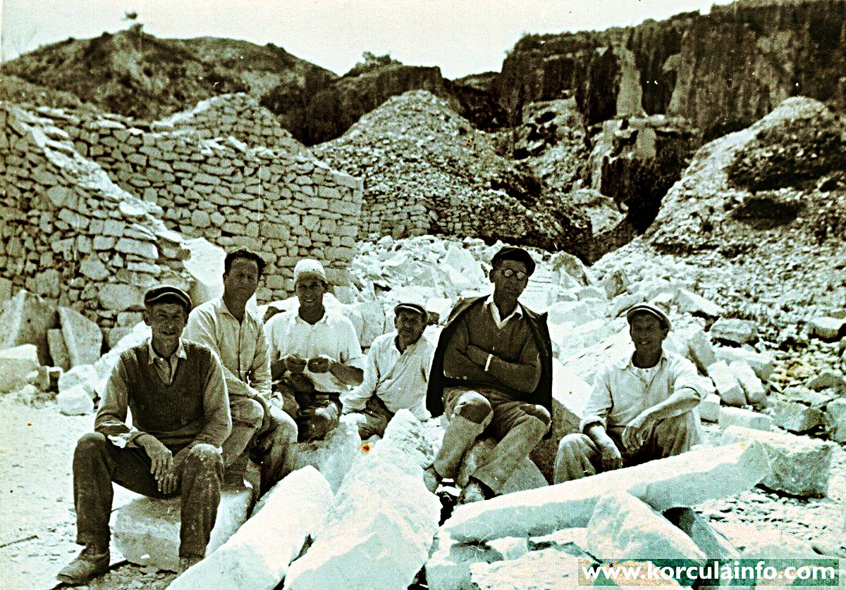 Stonemason in quarry @ Vrnik islet (1930)
